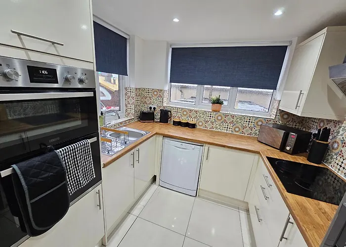 Semesterbostad Chatsworth Retreat Sleeps 7