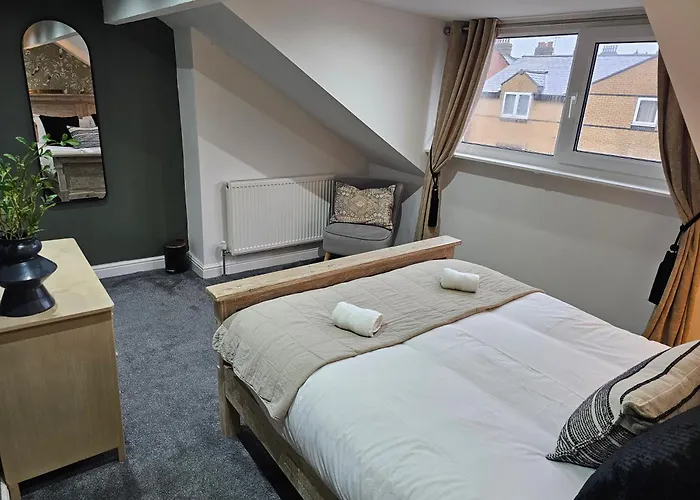 Semesterbostad Chatsworth Retreat Sleeps 7 *