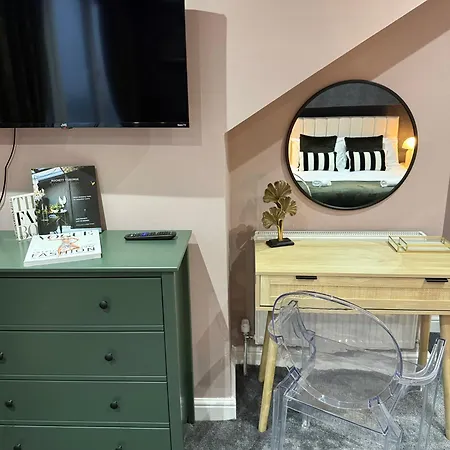 Chatsworth Retreat Sleeps 7 * Harrogate