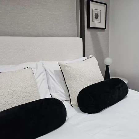 Chatsworth Retreat Sleeps 7 Сasa de vacaciones *
