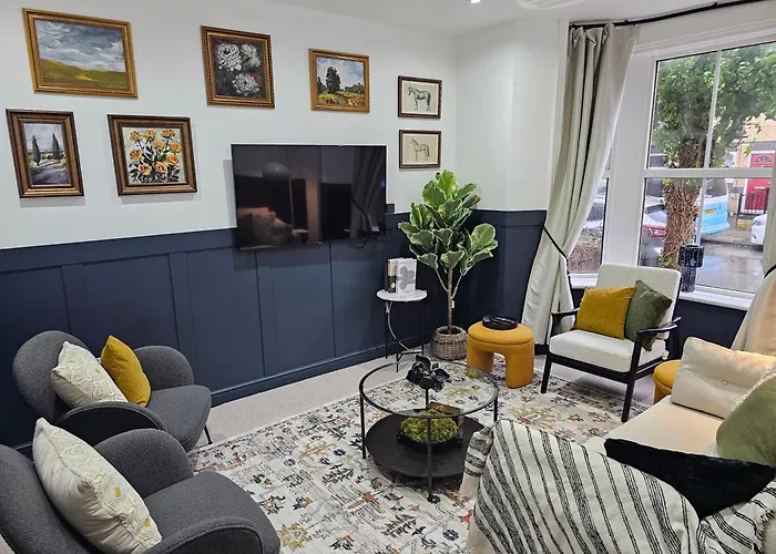 Chatsworth Retreat Sleeps 7 Harrogate