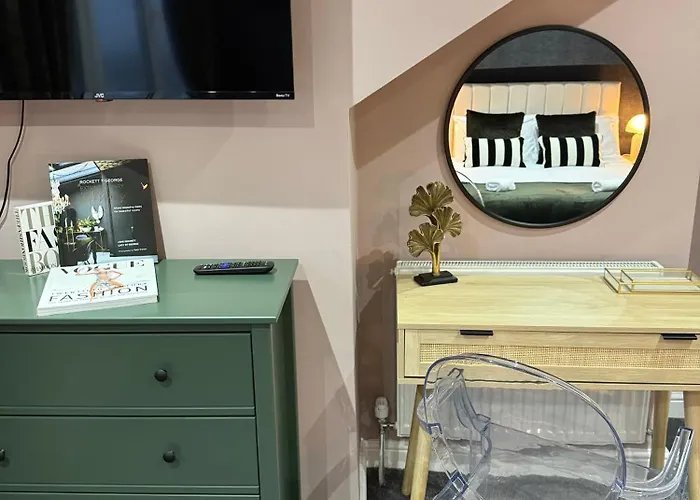 Chatsworth Retreat Sleeps 7 * 해러게이트