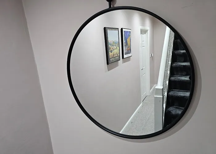 Chatsworth Retreat Sleeps 7 펜션 해러게이트