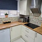 Chatsworth Retreat Sleeps 7 بيت للعطل *